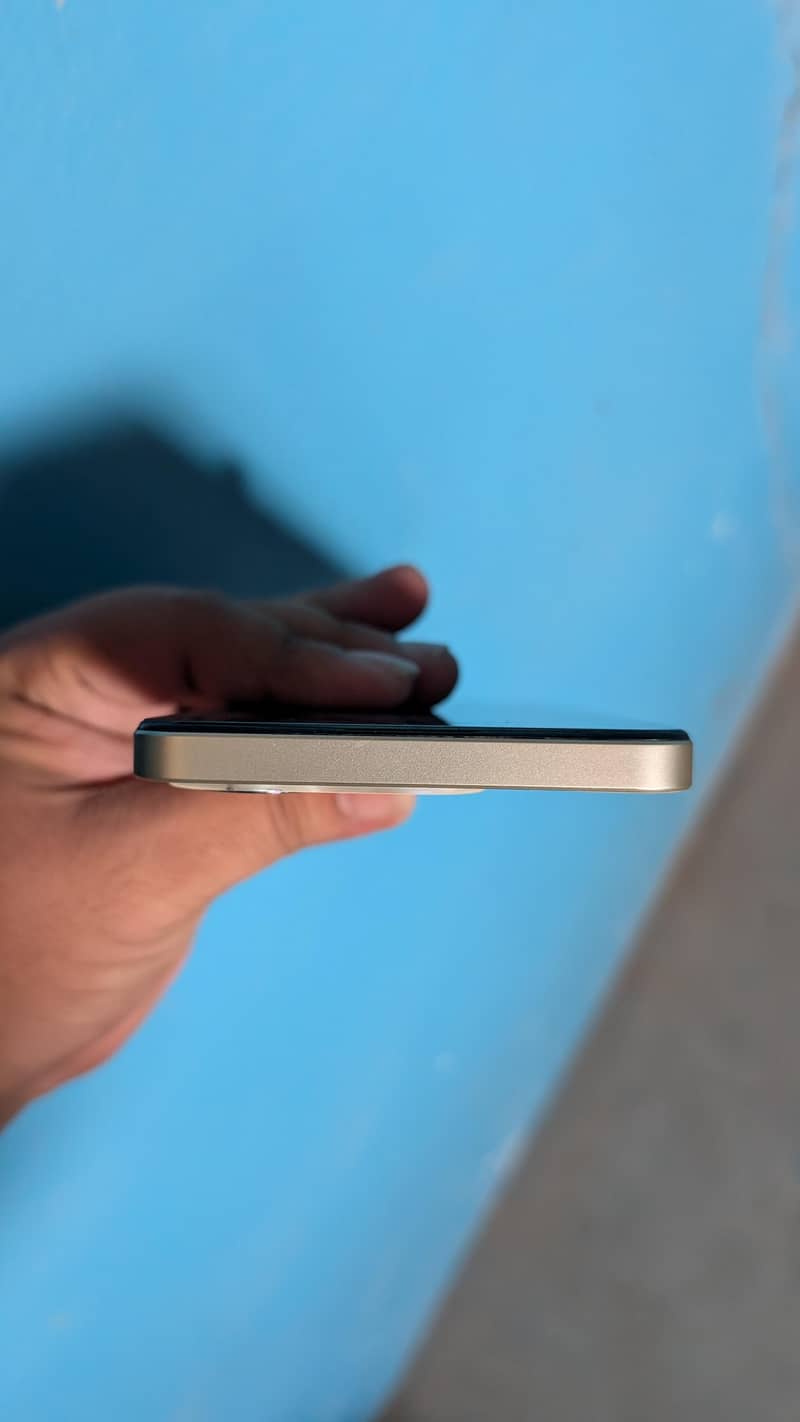 Realme C61 6