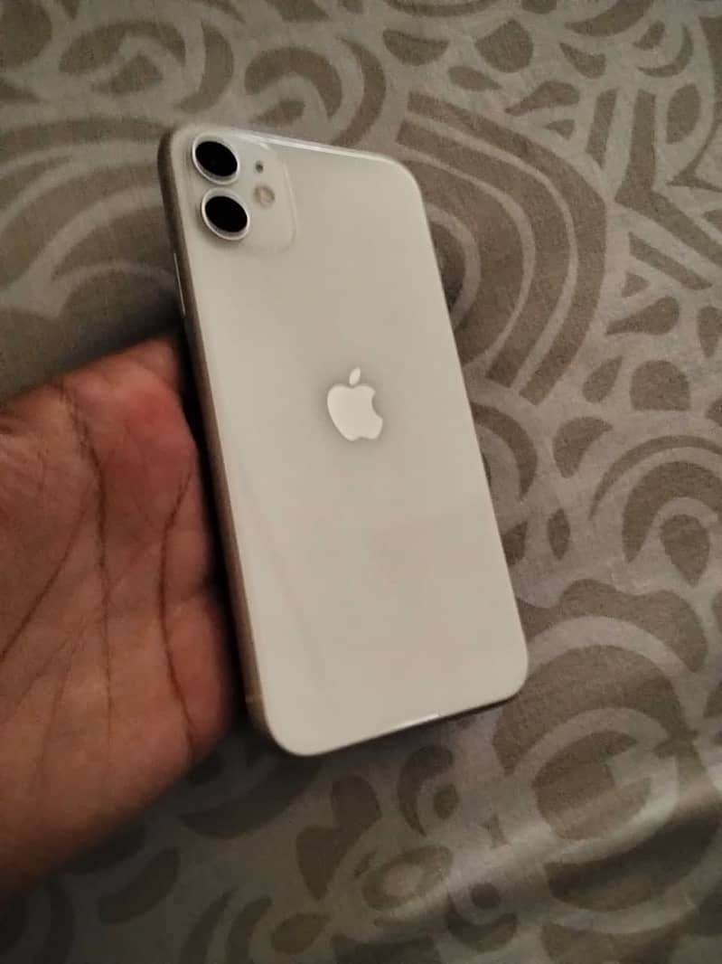 Apple iPhone 11 2