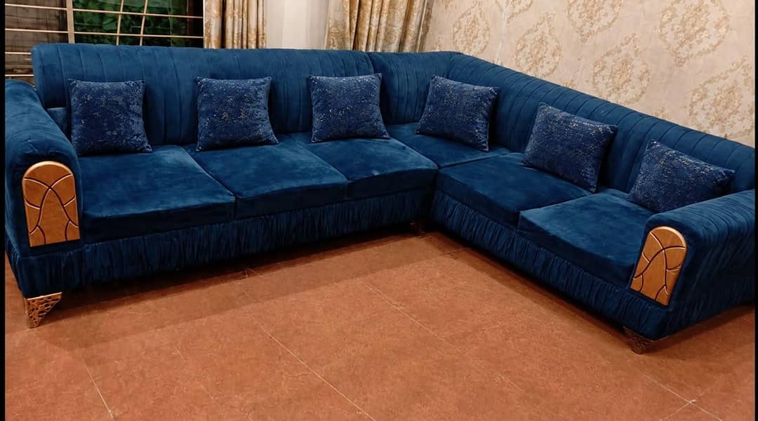 L shaped sofa 0