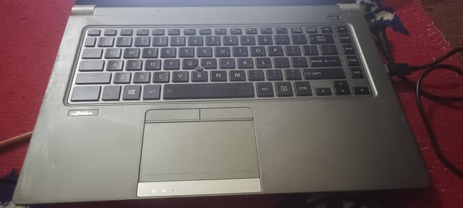 TOSHIBA LAPTOP