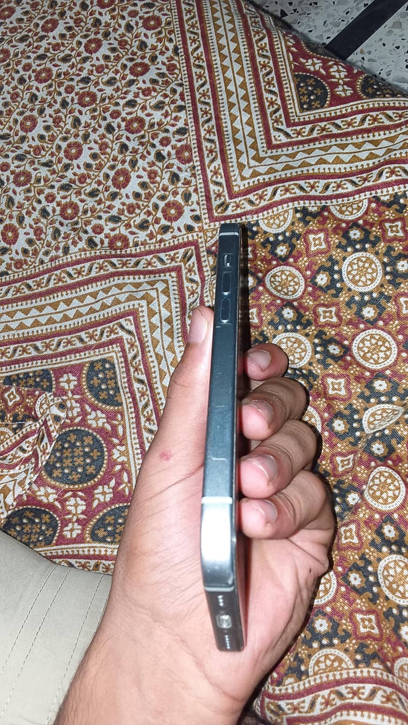 Apple iPhone 15 1