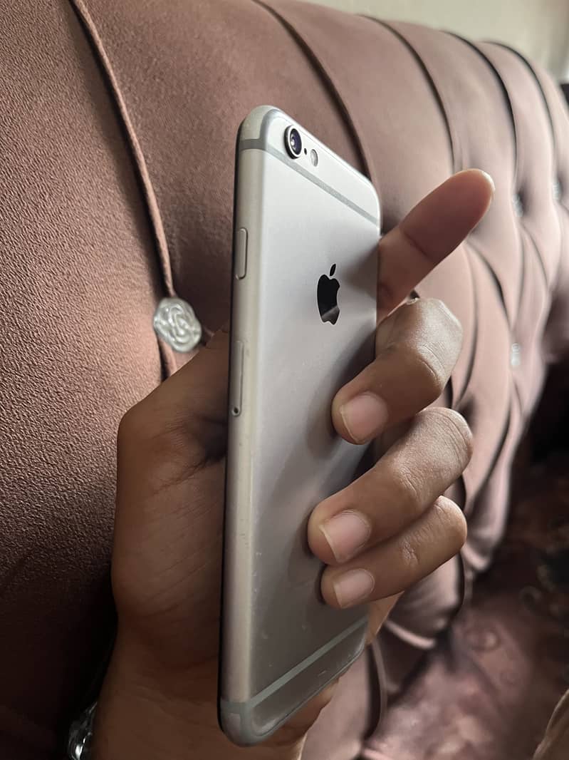 Apple iPhone 6 5