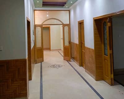 3200 Square Feet Upper Portion In I-8/4 For rent At Good Location