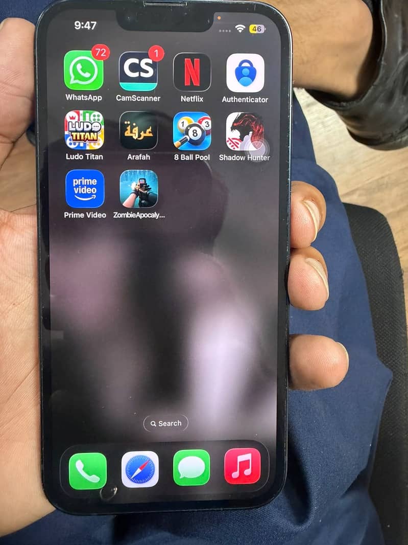 Apple iPhone 13 4