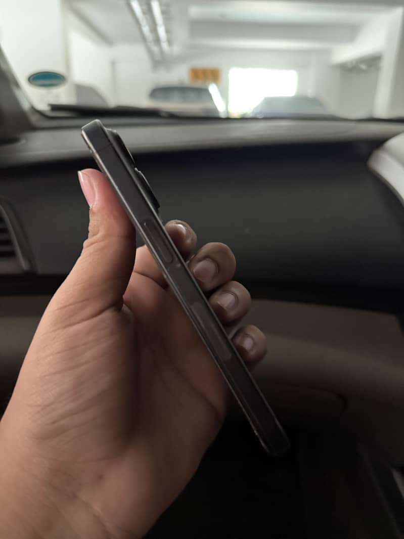 iPhone 15 Pro 1