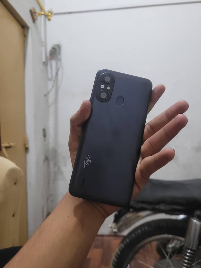Itel A49 10