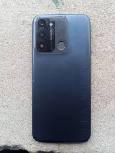 Tecno Spark 8C