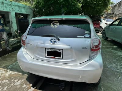 Toyota Aqua G full option push start