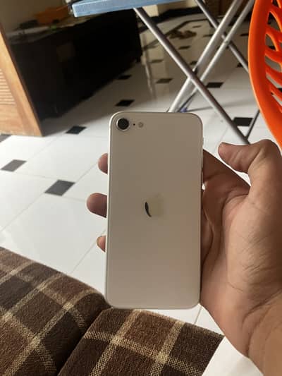 Apple iPhone SE