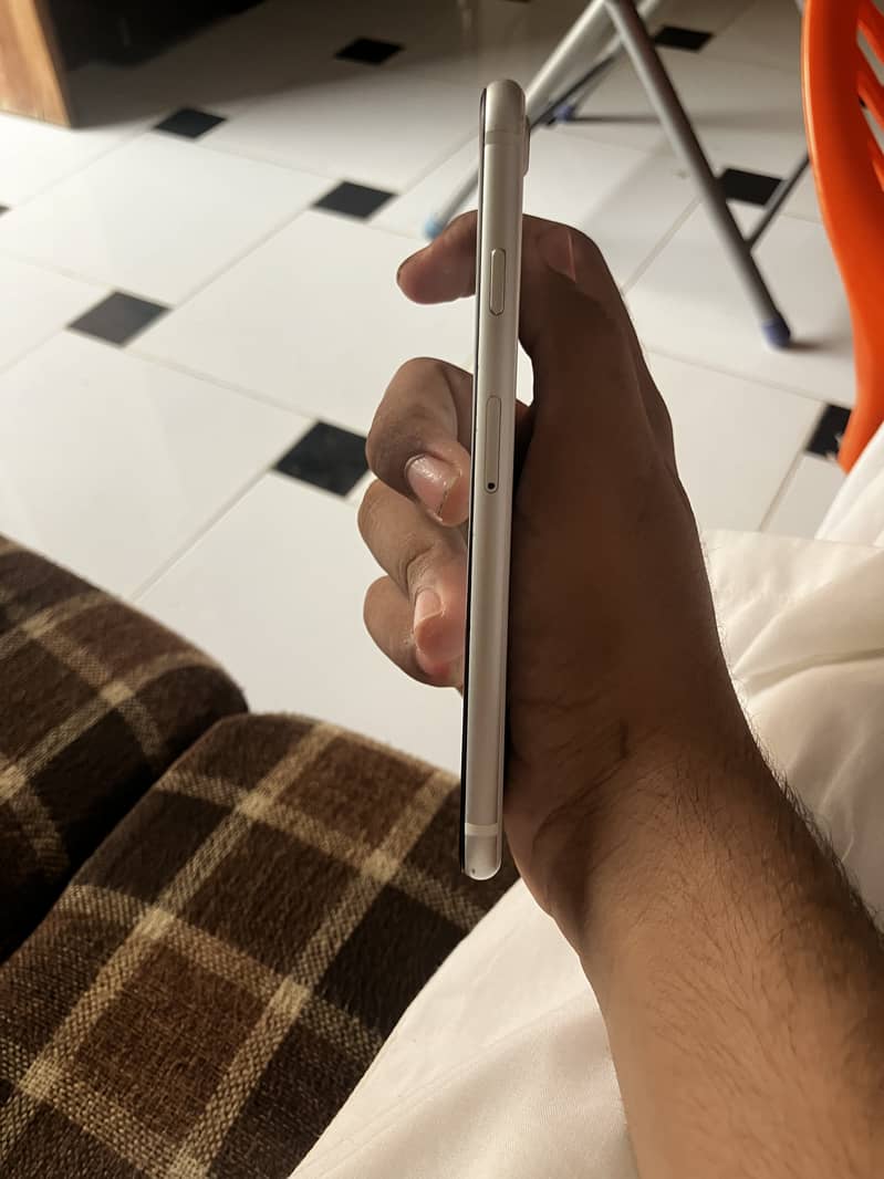 Apple iPhone SE 1