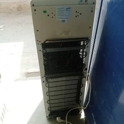 dispenser with mini fridge