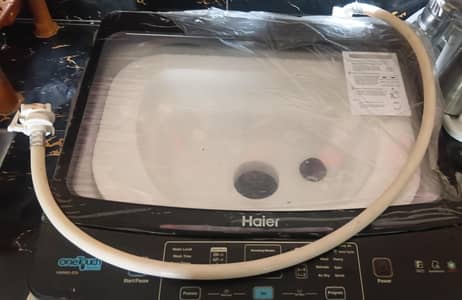 Brand new Haier HWM85 826 fully automtaic washing mavhine