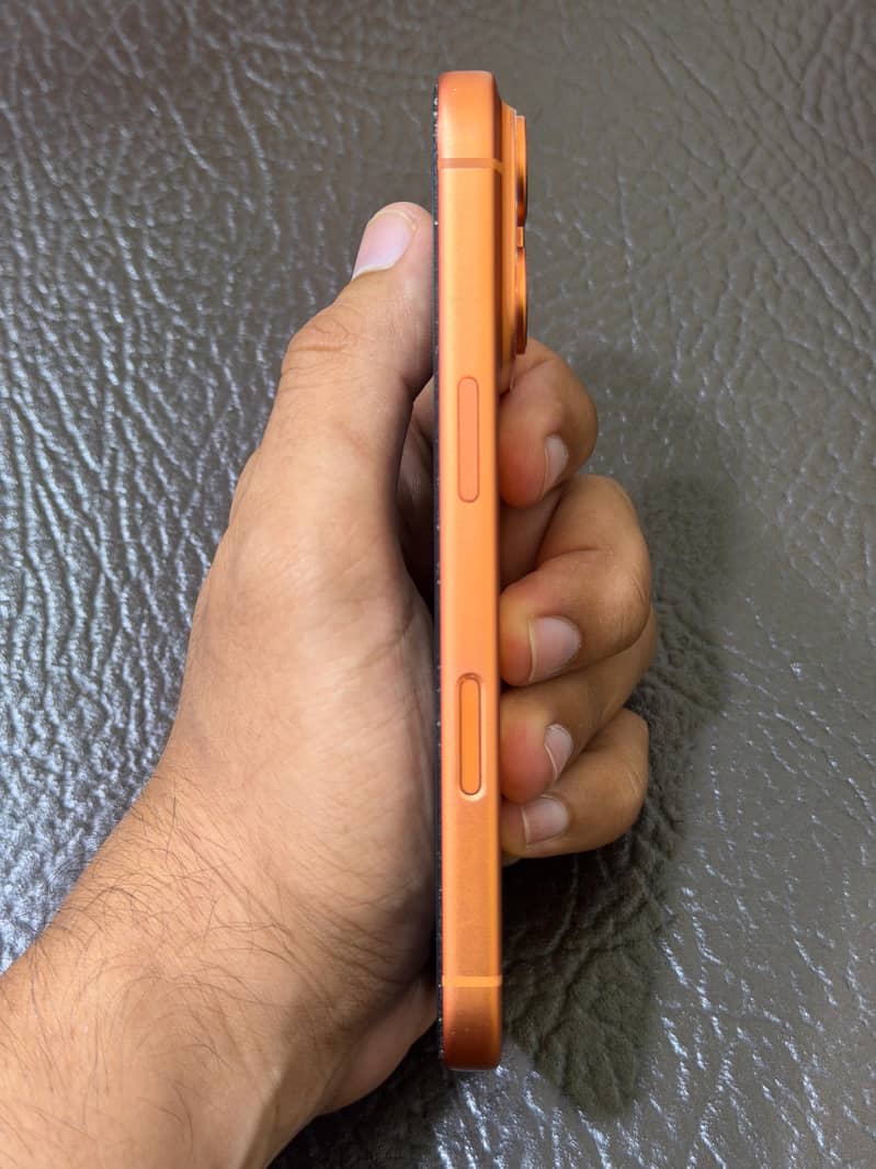 Apple iPhone 17 Pro 2