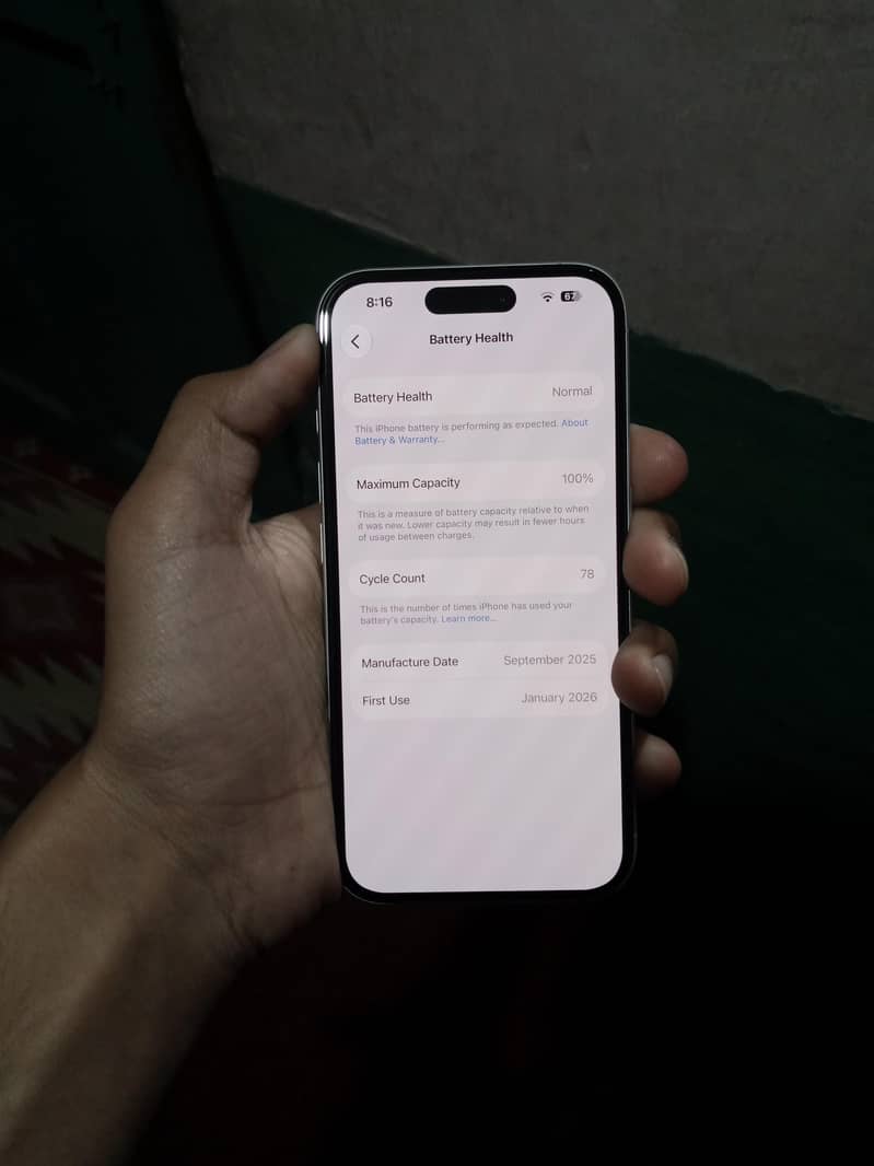 iPhone 16jv 2