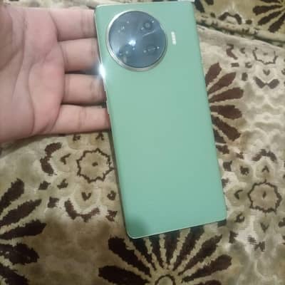 Tecno Spark 20 Pro Plus