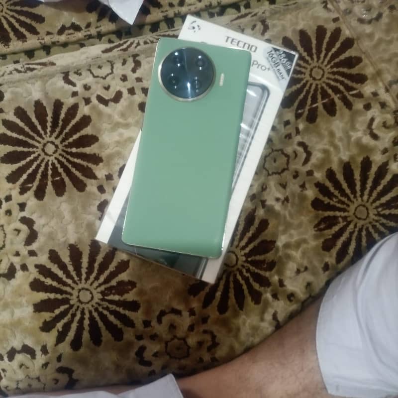 Tecno Spark 20 Pro Plus 1