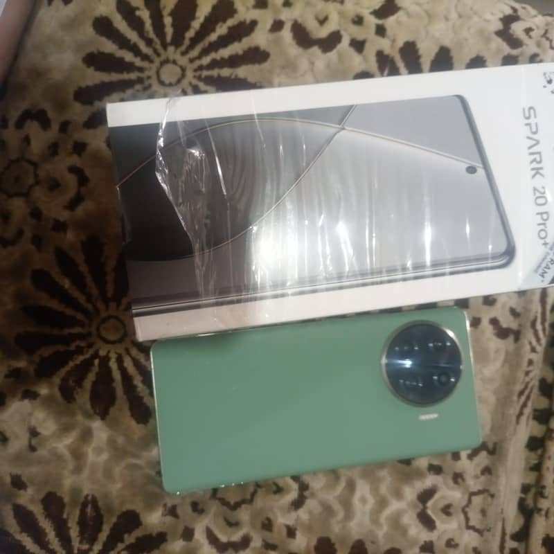 Tecno Spark 20 Pro Plus 2