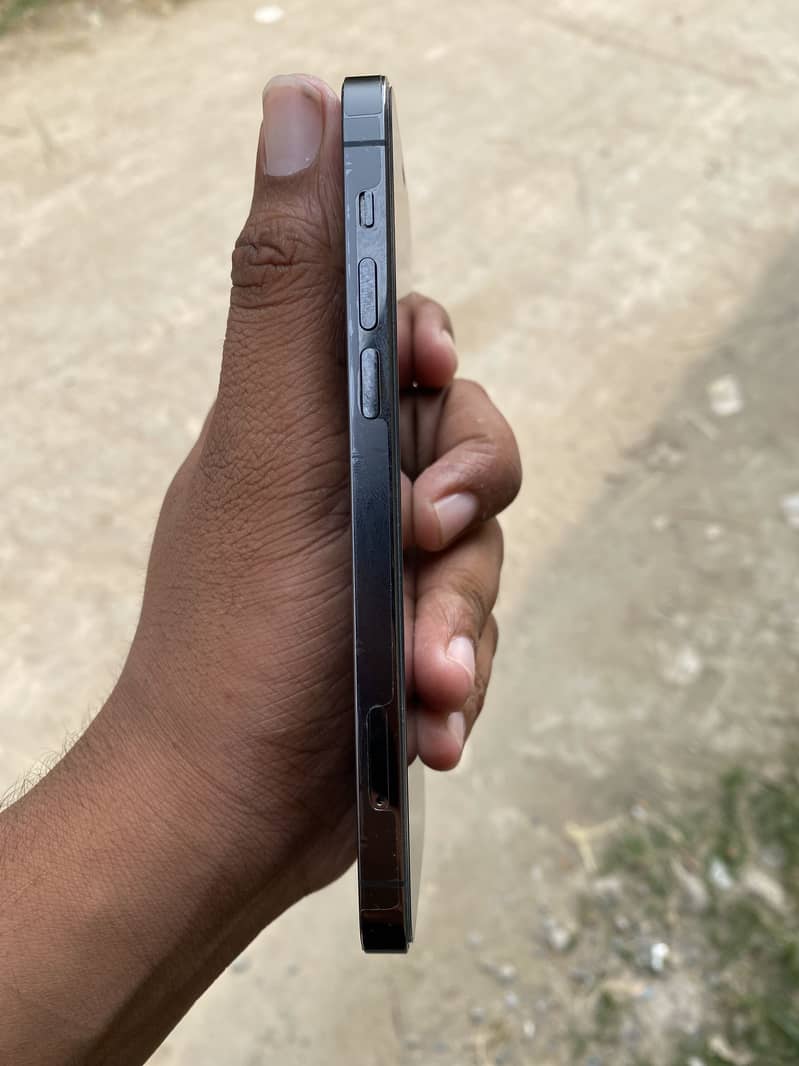 Apple iPhone 12 Pro 5