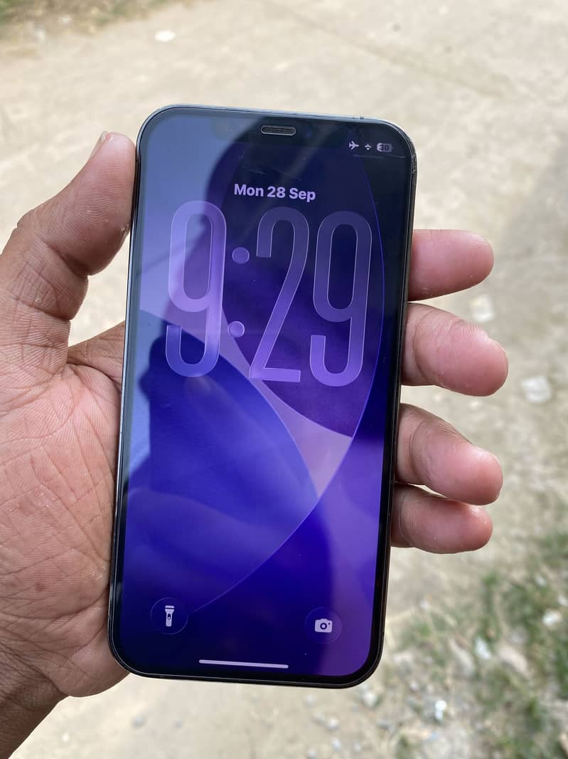 Apple iPhone 12 Pro 8