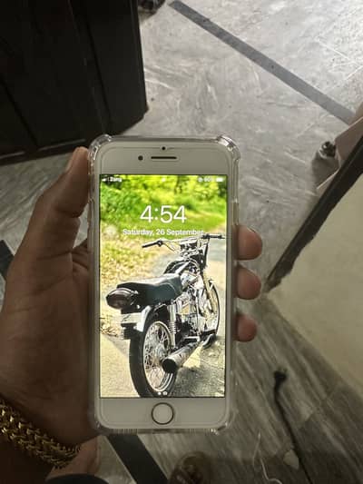 Apple iPhone 7