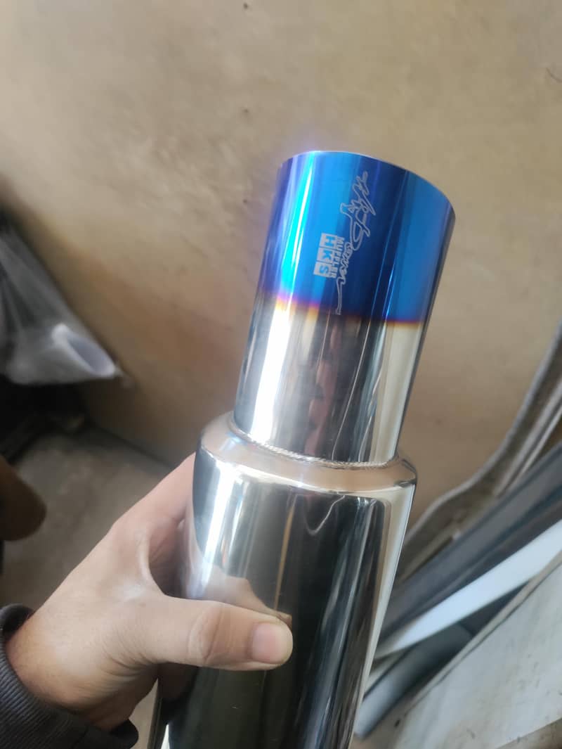 HKS Muffler 3
