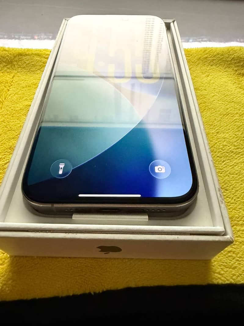 Apple iPhone 15 Pro Max 512 GB 1