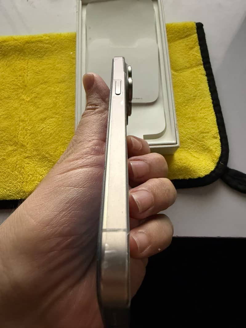 Apple iPhone 15 Pro Max 512 GB 8