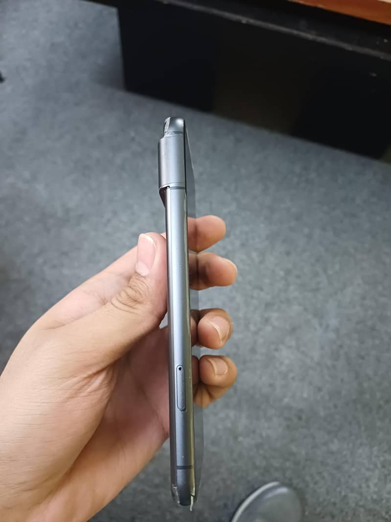 Google Pixel 8 2