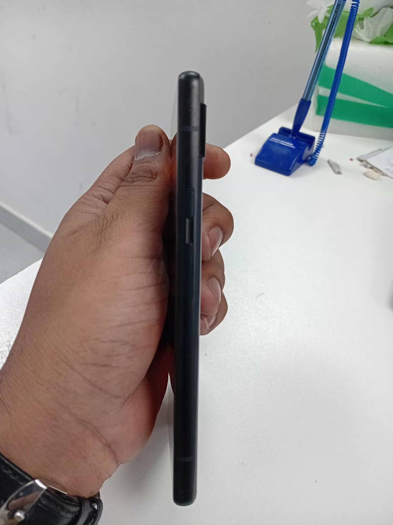 GOOGLE PIXEL 6A 6/128 1