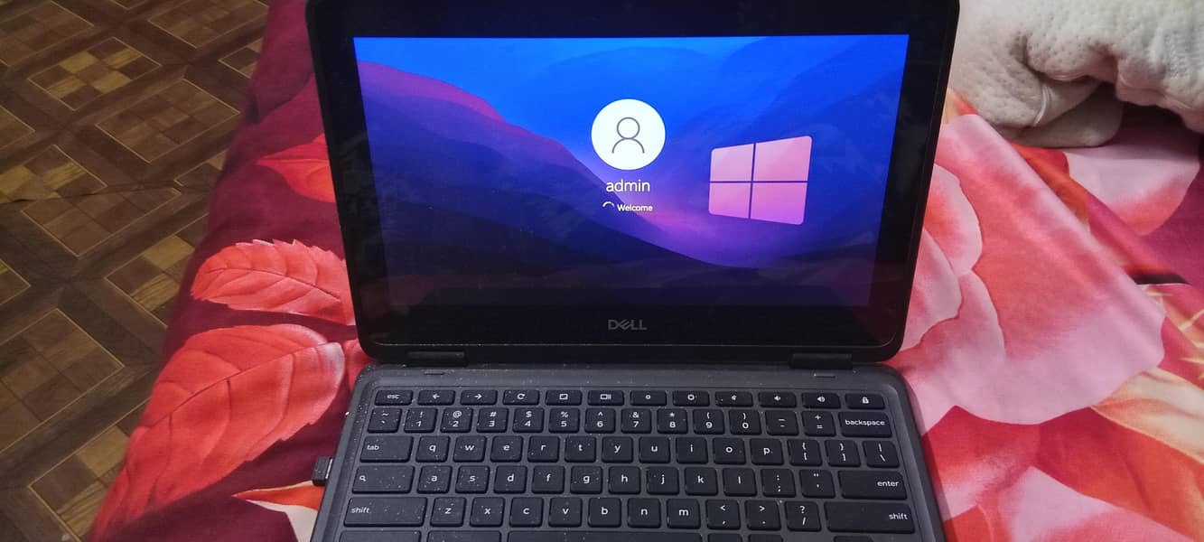 DELL 3100 ROTATABLE TOUCH SCREEN 1