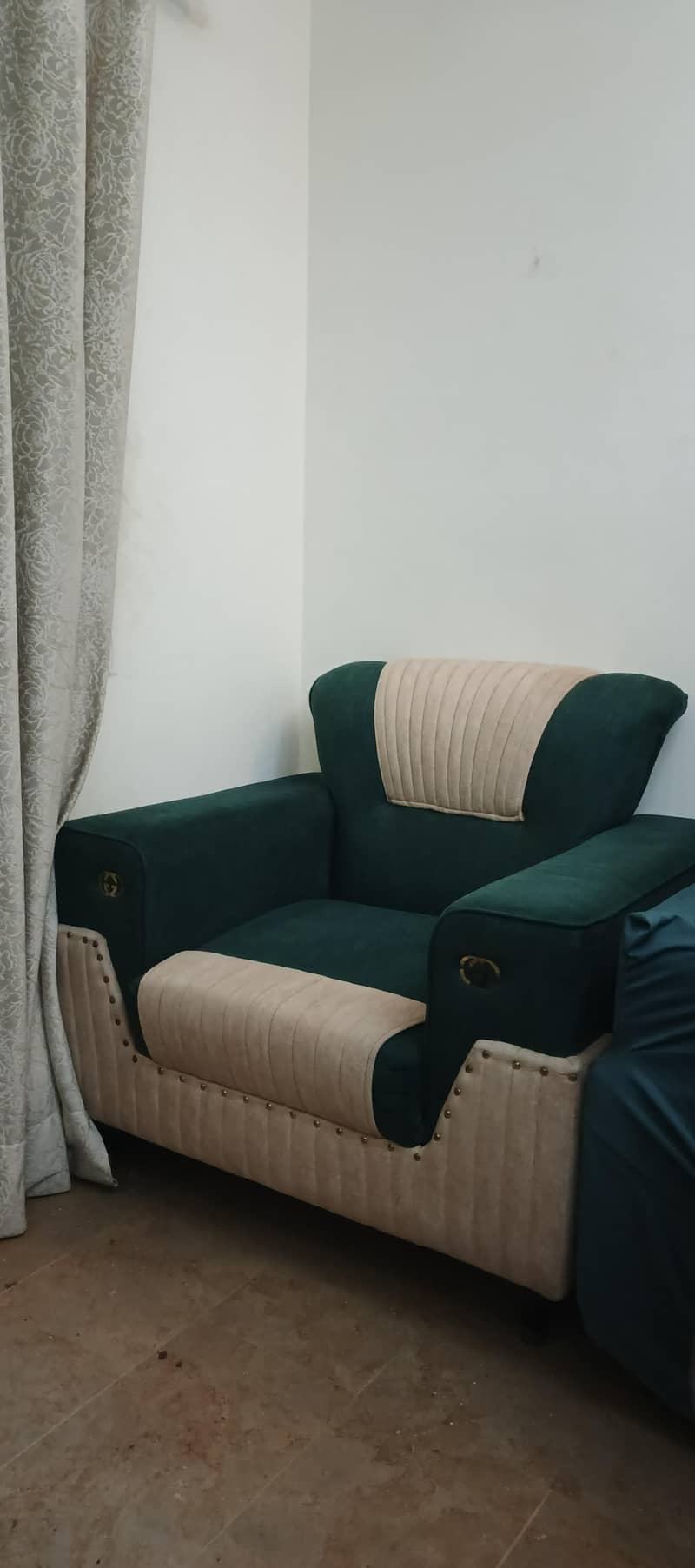 7 seater sofa set 0