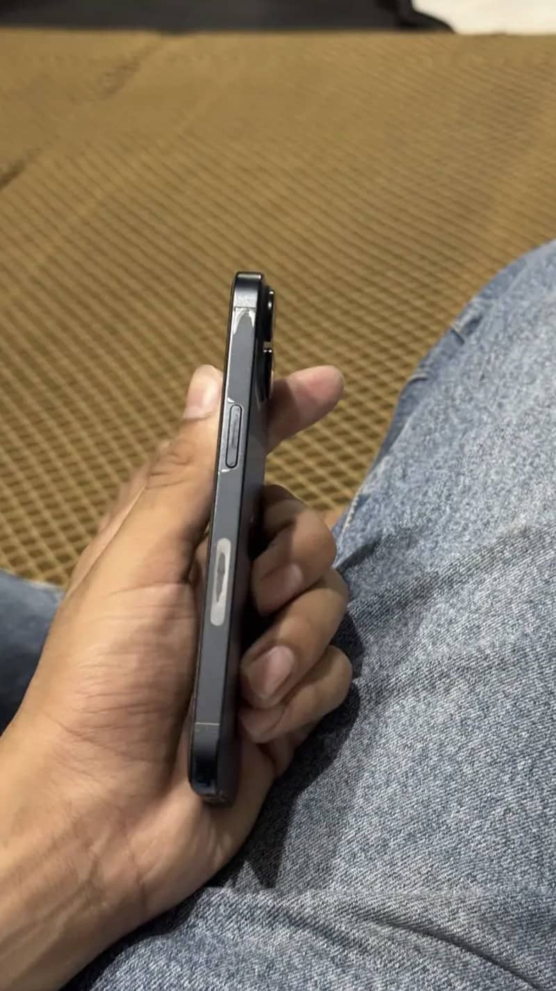 Apple iPhone 14 2