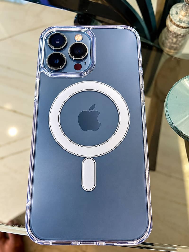 Apple iPhone 13 Pro Max 0