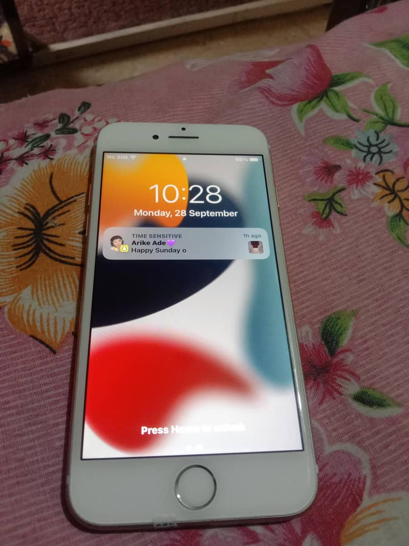 Apple iPhone 7 1