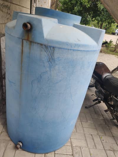 water tankey for sale (size 200 gallons)