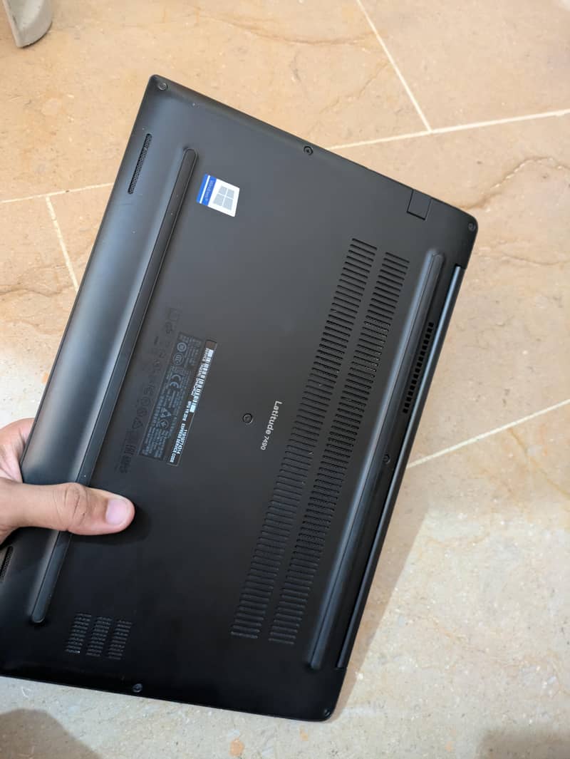 Core i5 8 Generation 1