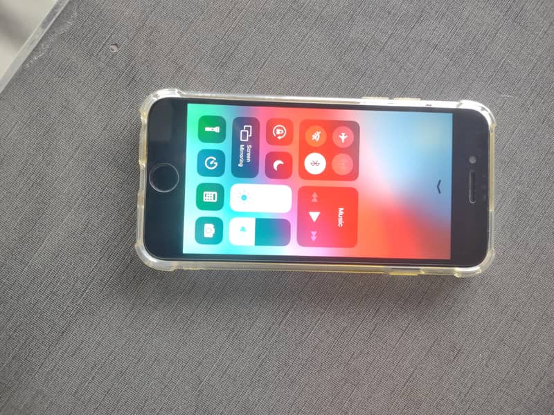 Apple iPhone 6 1