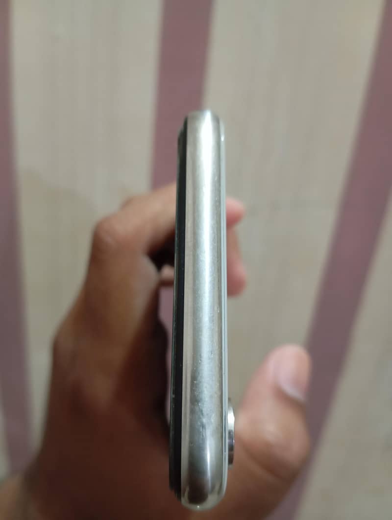 Apple iPhone X 1
