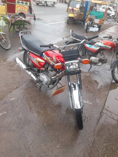 Honda 125 in jenion condtion 2020 model