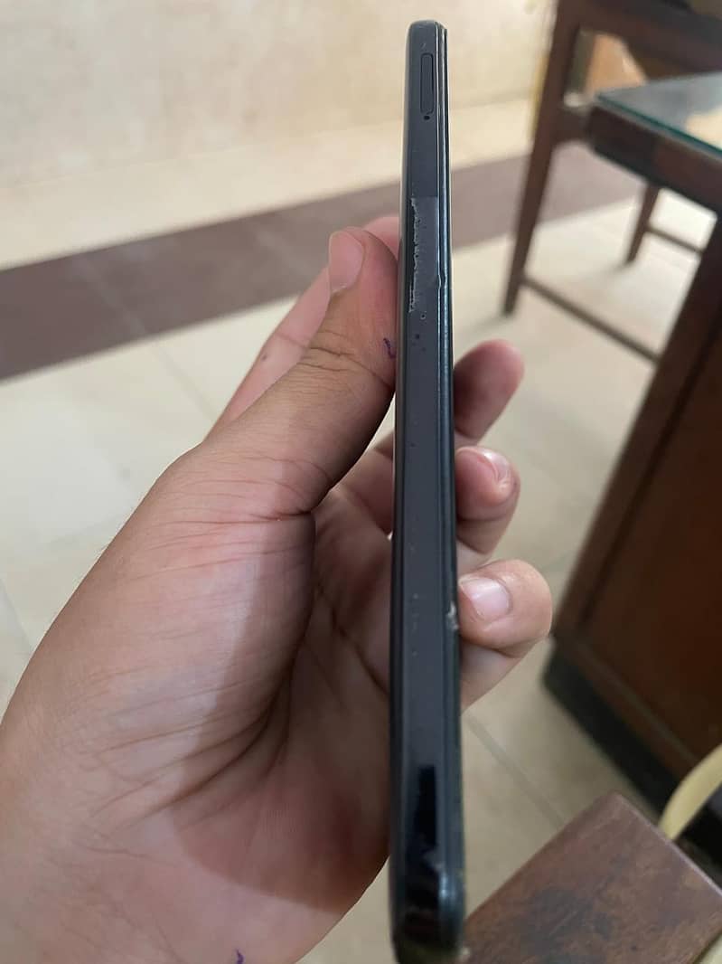 Realme 11 4