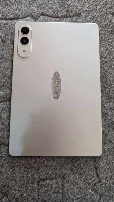Lenovo yoga tab (2025)