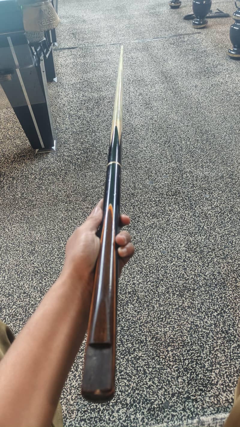 snooker cue 1