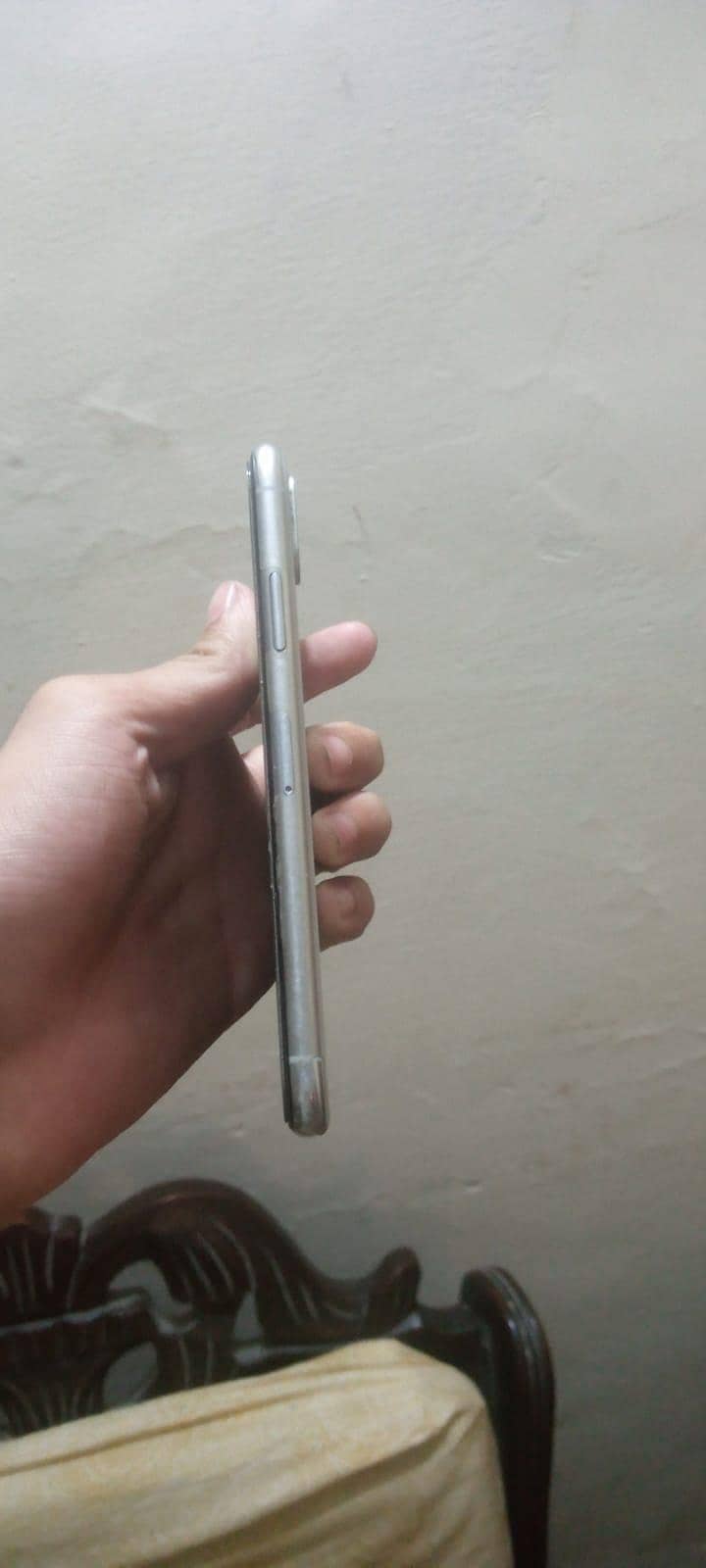 Apple iPhone X 4