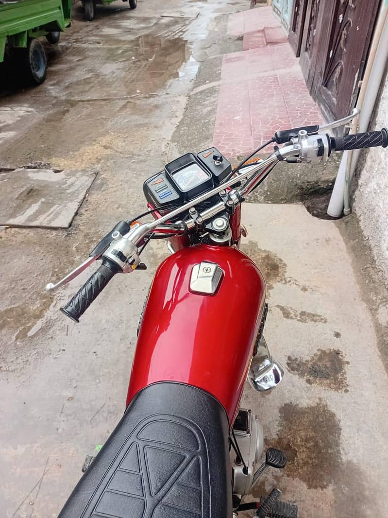 Yamaha 1998 model 12