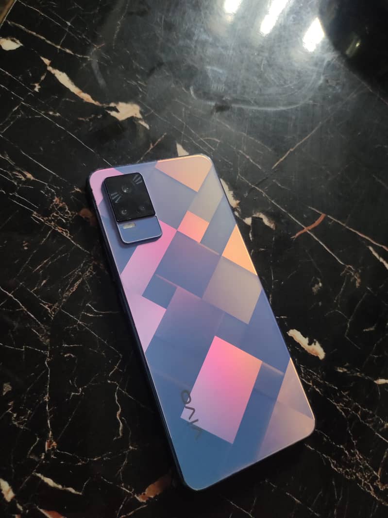 Vivo V21e 1