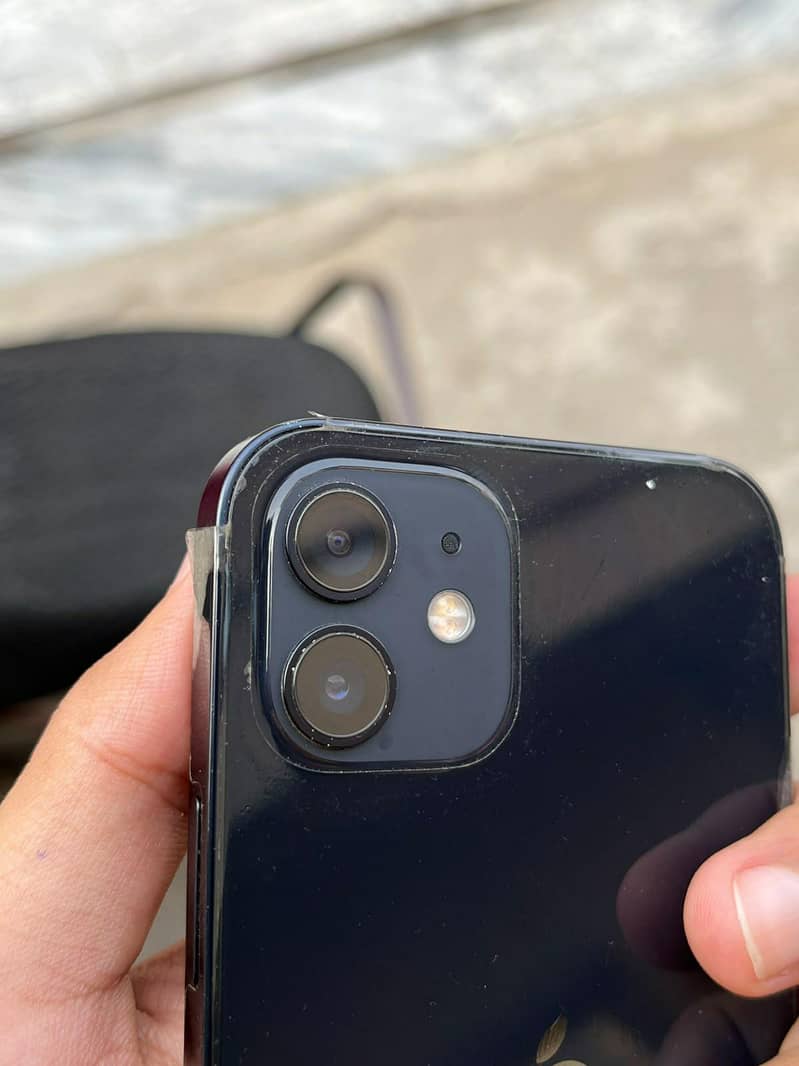 Apple iPhone 12 1