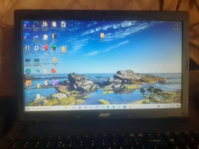 Acer TravelMate 5744 Laptop | Windows 10 | 15.6"