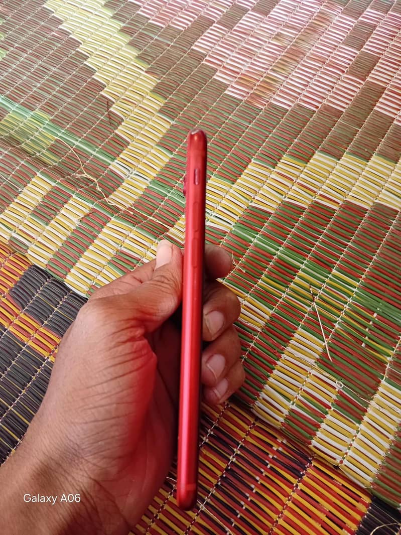 Apple iPhone SE 6