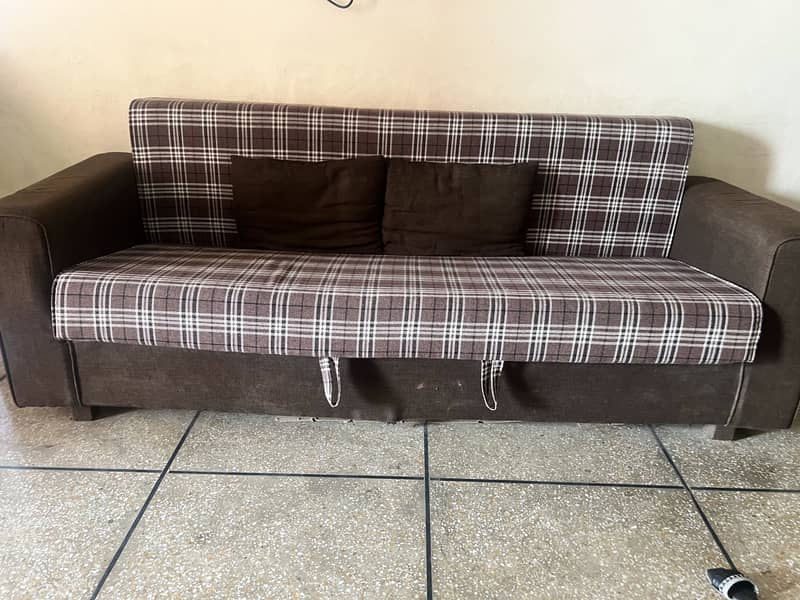 sofa kum bed 0