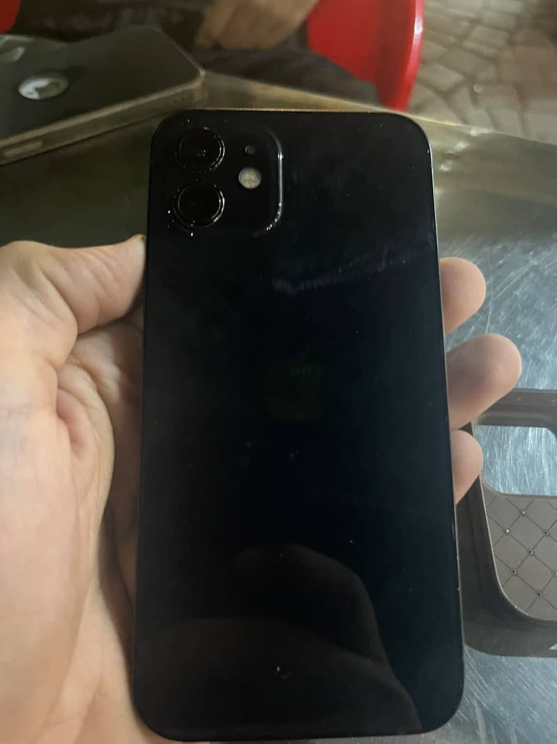 Apple iPhone 12 2